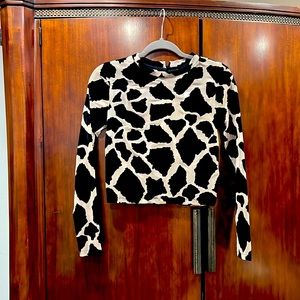 Very nice mesh print top